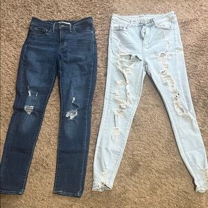 Levi's Women's Skinny Jeans - Dark Blue and Light Blue